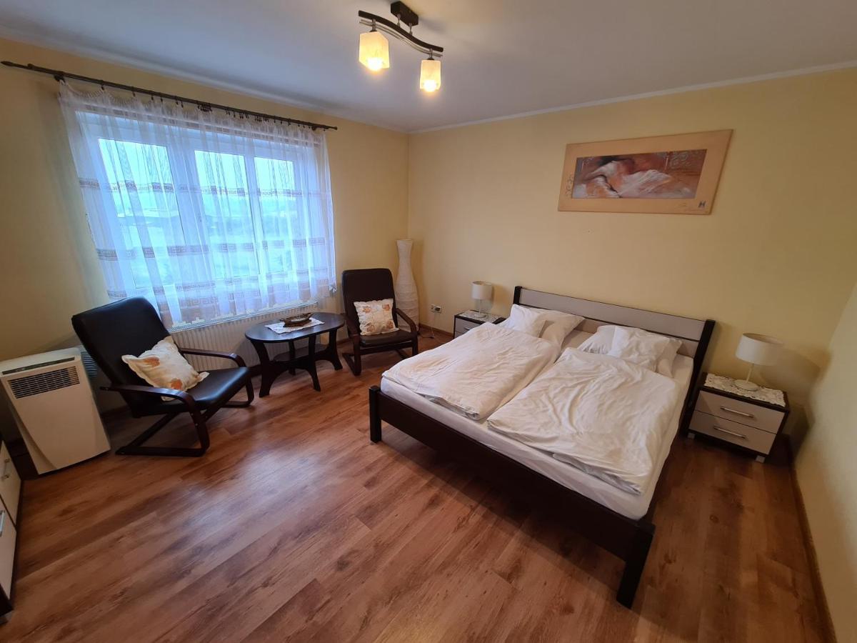 Zajazd Motel Staropolski Pyskowice Екстер'єр фото