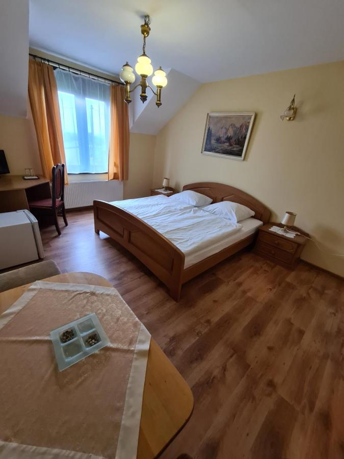 Zajazd Motel Staropolski Pyskowice Екстер'єр фото