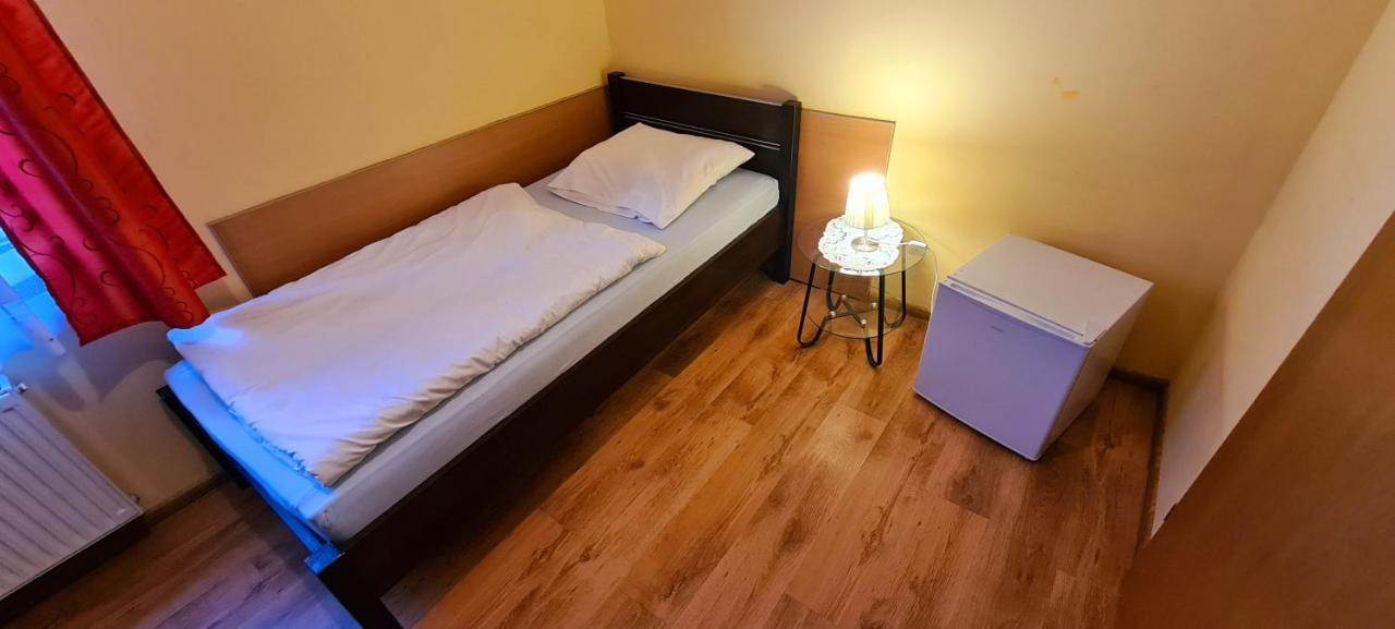 Zajazd Motel Staropolski Pyskowice Екстер'єр фото