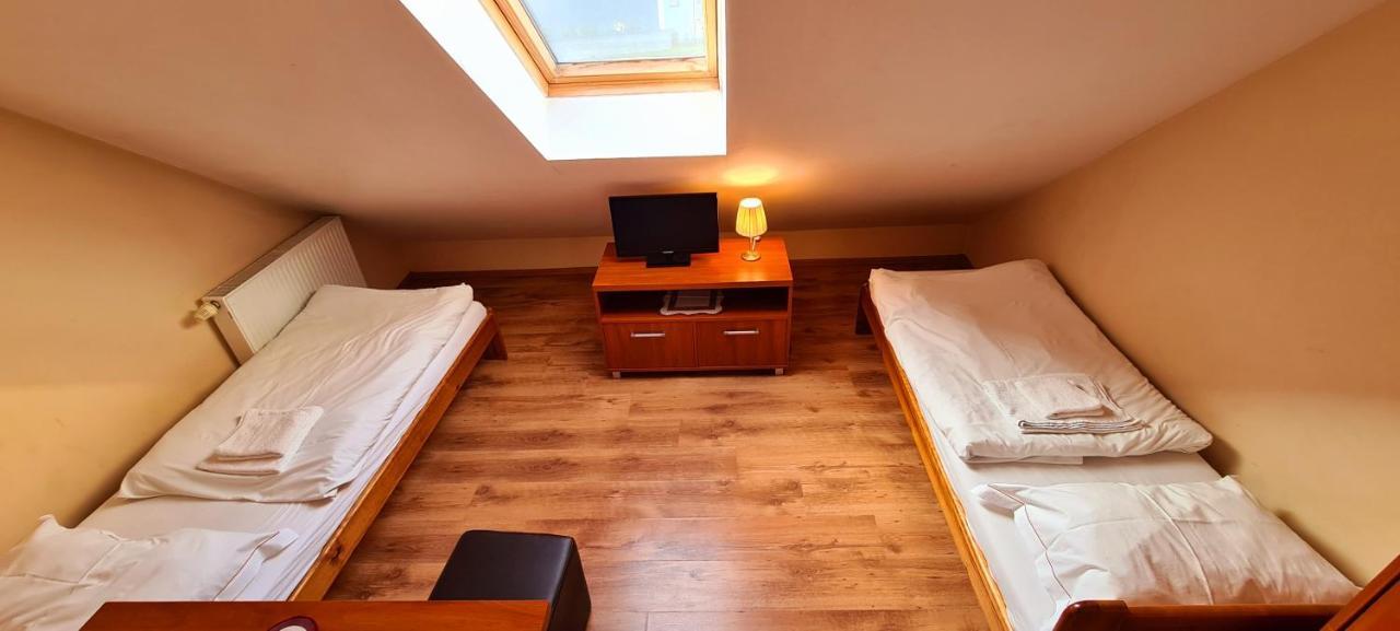 Zajazd Motel Staropolski Pyskowice Екстер'єр фото