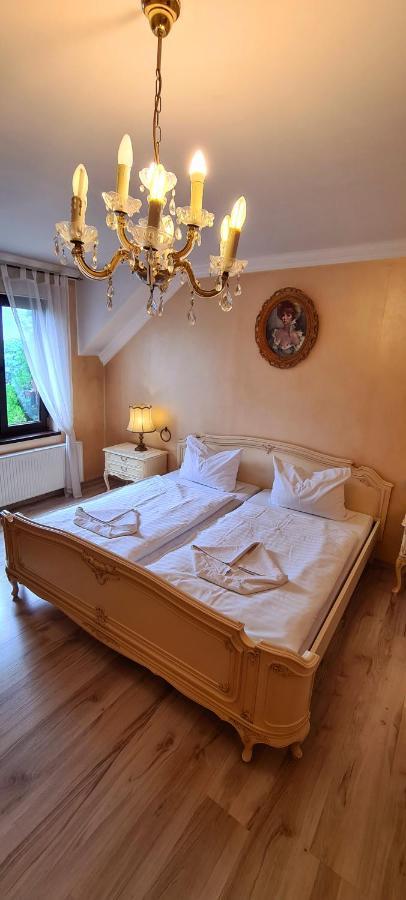 Zajazd Motel Staropolski Pyskowice Екстер'єр фото