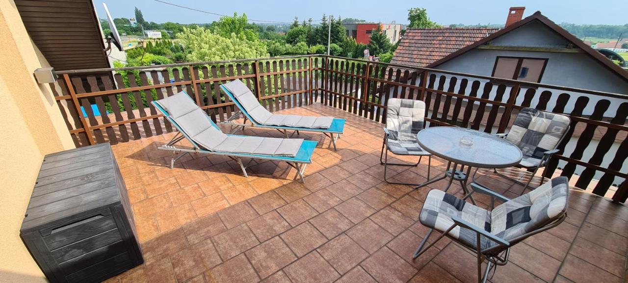 Zajazd Motel Staropolski Pyskowice Екстер'єр фото